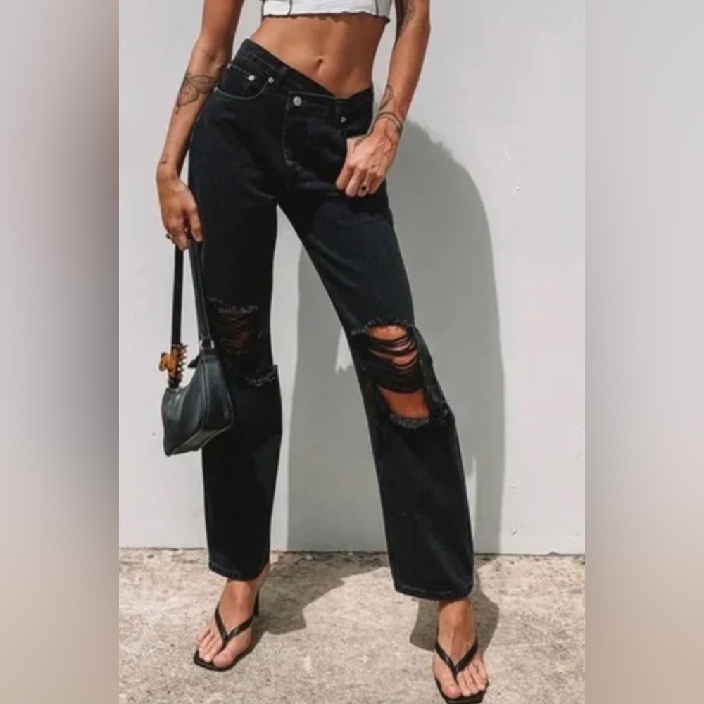 Princess Polly Holly Asymmetrical Straight Leg Black Jesns. Size 0  NWT